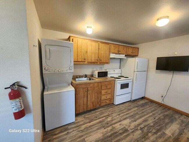 Building Photo - 1132 Gary Terrace