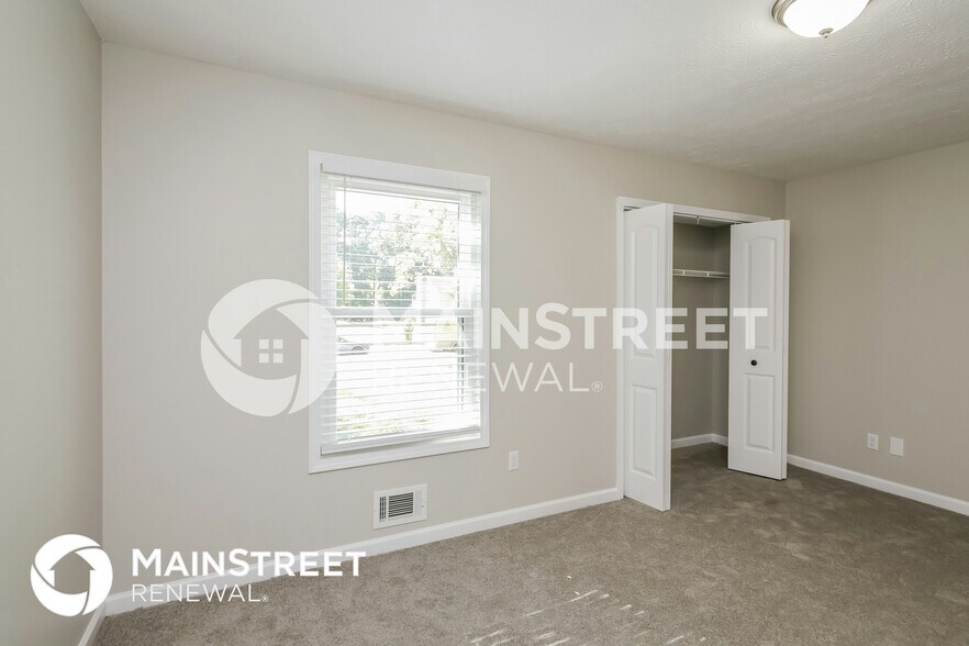 Building Photo - 1255 Taramore Dr