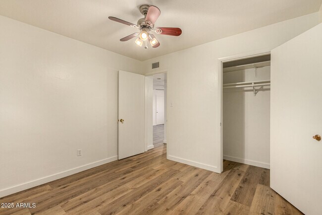 Building Photo - 3540 E Montecito Ave
