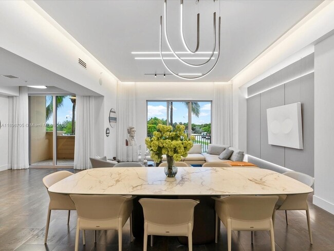 Building Photo - 3501 N Ocean Dr