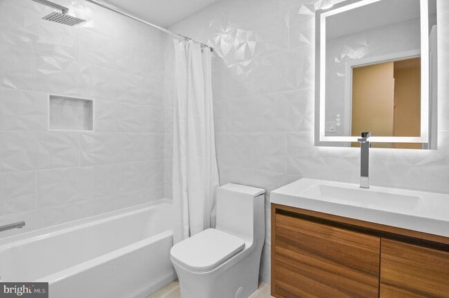 Building Photo - 6939 Copperbend Ln