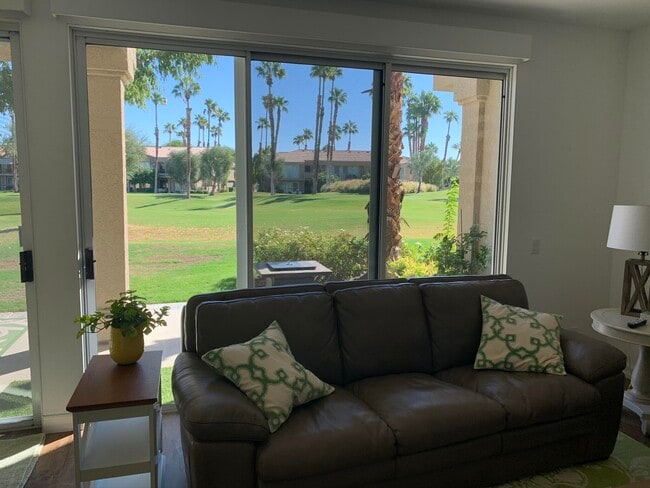 Primary Photo - 55578 Southern Hill