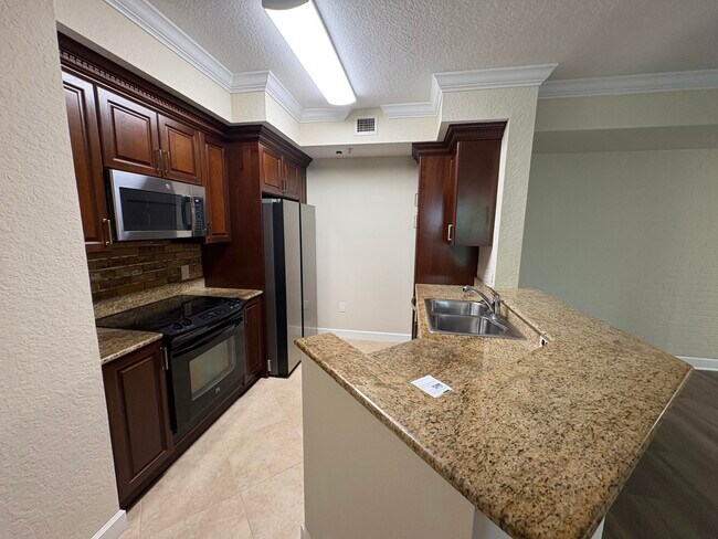 Building Photo - 4201 Renaissance Way
