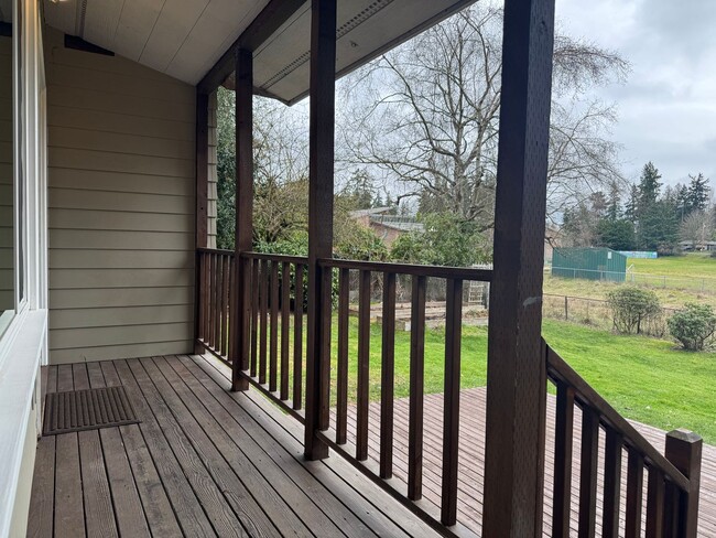 Building Photo - CLICK "REQUEST A TOUR" NOW!