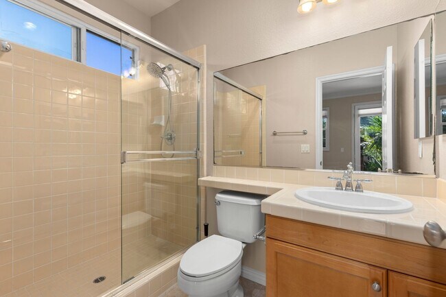 Building Photo - Elegant 5-Bedroom Carmel Valley Home with ...