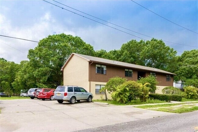 Building Photo - Sligh Ave