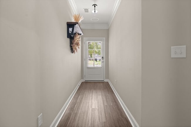 Building Photo - 3604 Silvery Wy