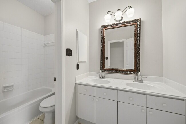 Building Photo - Refreshed 4-Bedroom in New Territory with New Paint, New Floors, and Lawn Care Included.
