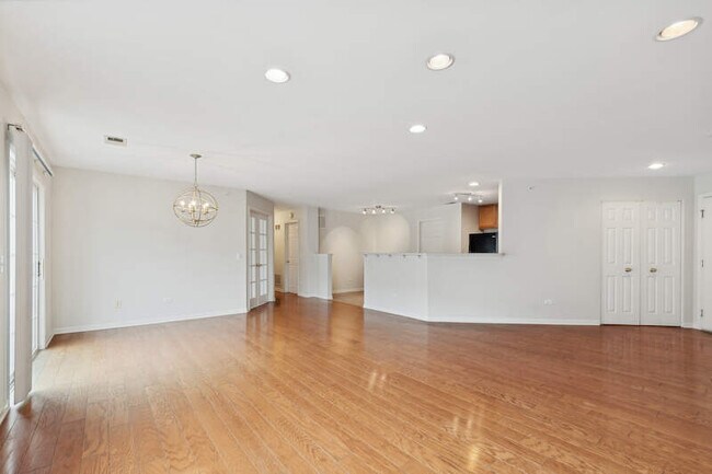 Building Photo - 690 Mill Cir