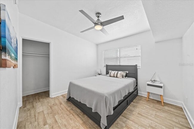 Building Photo - 215 Jefferson Ave