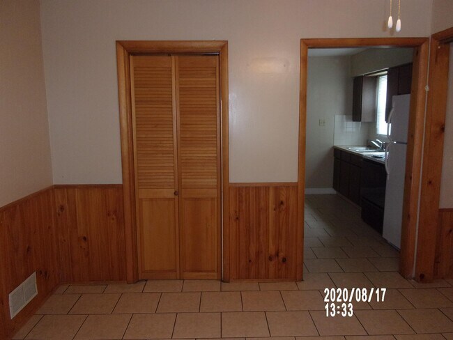 Building Photo - 1413 ANDERSON