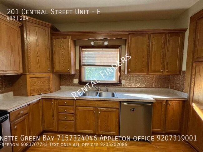 Building Photo - 201 Central St