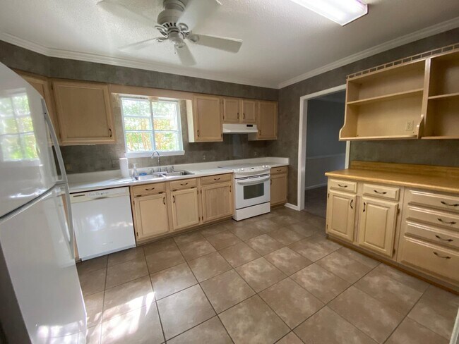 Building Photo - 3008 Harpers Ferry Dr