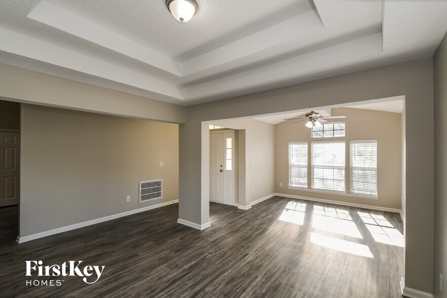 Building Photo - 182 Greenfield Dr