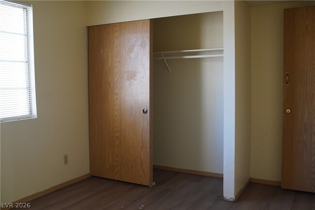 Building Photo - 4646 Tracylynn Ln