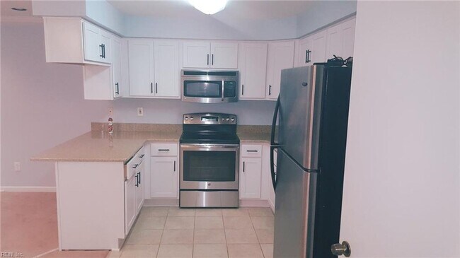 Building Photo - Ocean Lakes