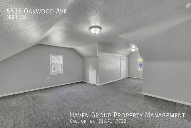 Building Photo - 5535 Oakwood Ave