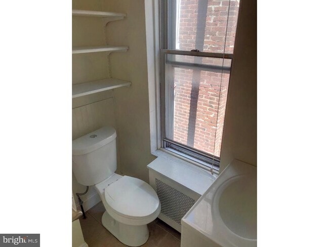 Building Photo - 306 Leverington Ave