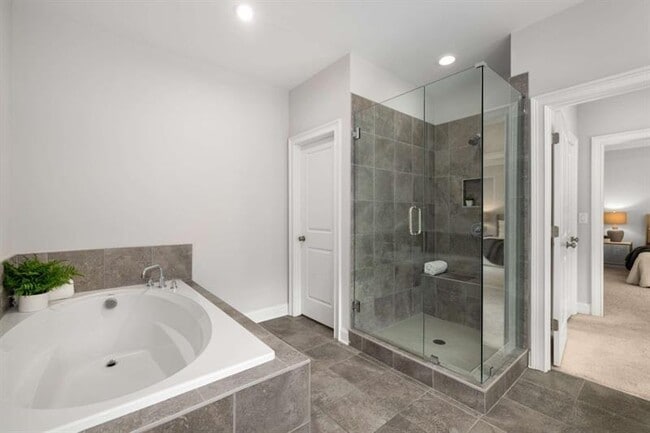 Building Photo - 6320 Halcyon Garden Dr