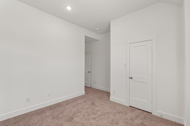 Building Photo - 414 Pk Hl Ct