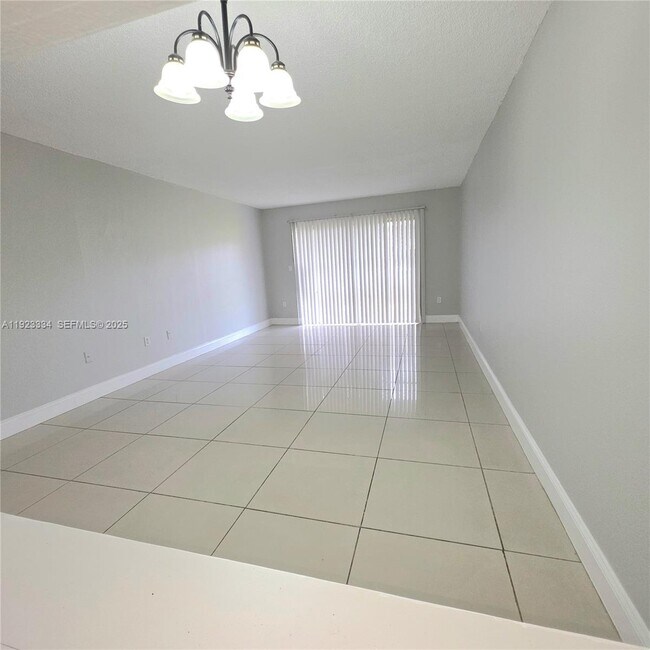 Building Photo - 301 NW 177th St