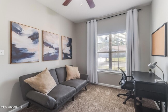 Building Photo - 16060 S April Dr