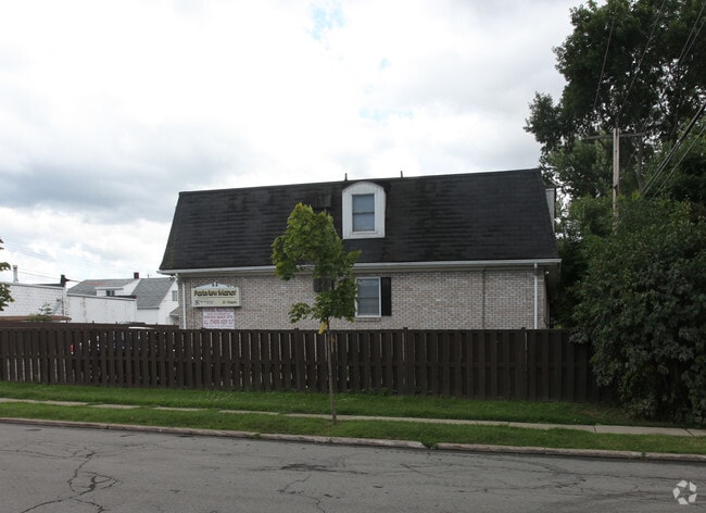 Building Photo - Parkview Manor Apartments
