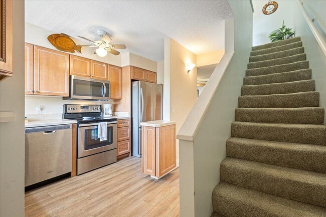 Building Photo - 1300 Seaway Dr