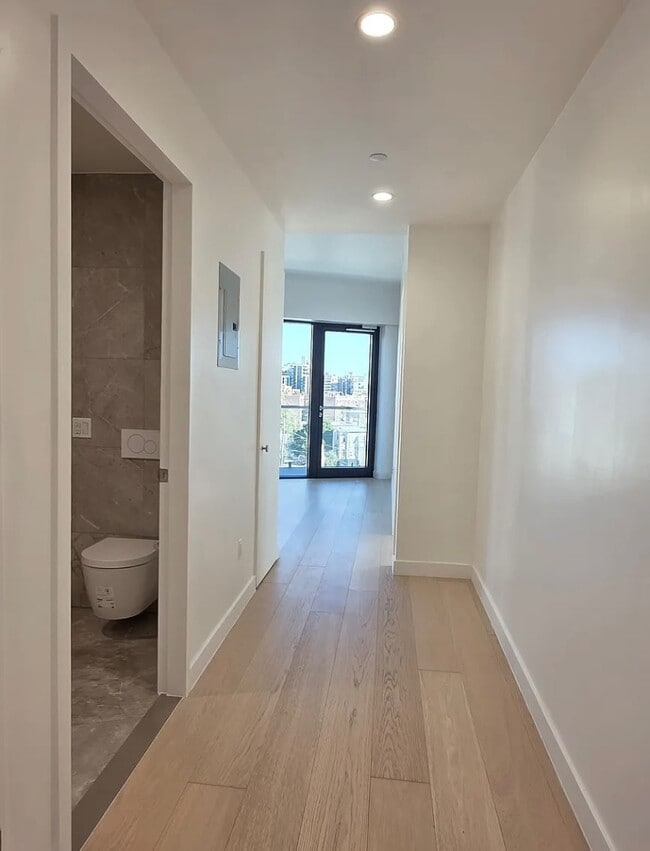 Building Photo - 30-05 Vernon Blvd