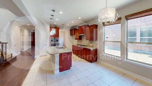 Building Photo - 1055 Enchanted Rock Dr