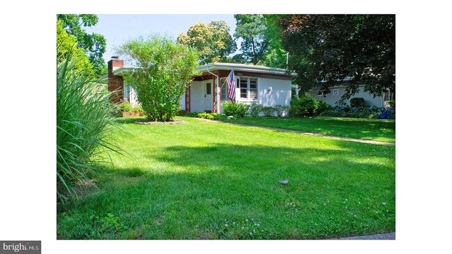 Building Photo - 6415 Potomac Ave