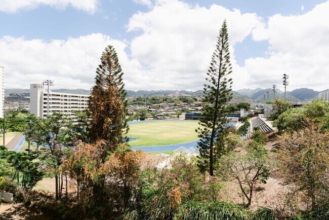 Building Photo - Great 1 Bedroom, 1 Bath with Parking * AC ...