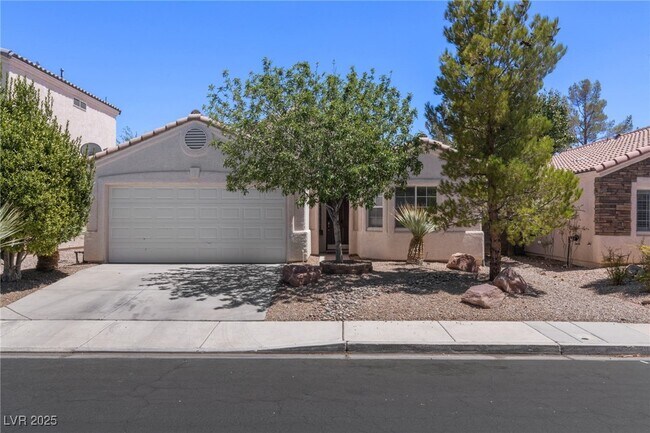 Building Photo - 3185 Castle Canyon Ave
