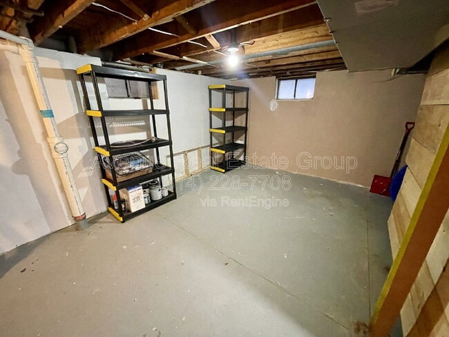 Building Photo - 9526 Big Bend Rd