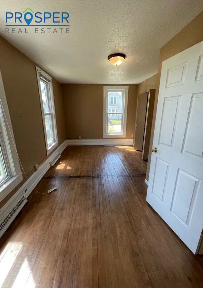 Building Photo - NI639X