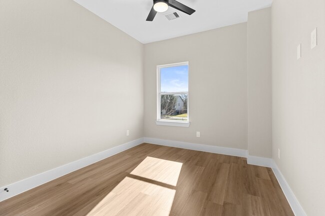 Building Photo - 4206 Kewanee St