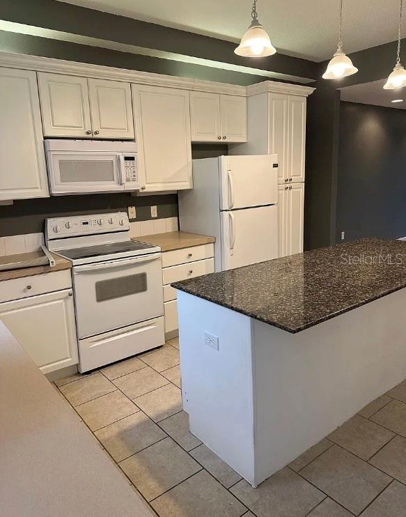 Building Photo - 617 Founders Dr