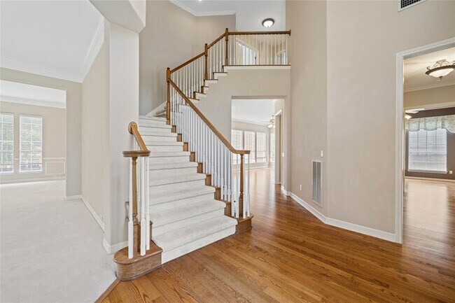 Building Photo - 10425 Canyon Vista Way