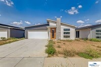 Building Photo - Newer 3 bed, 2 bath Patio Home