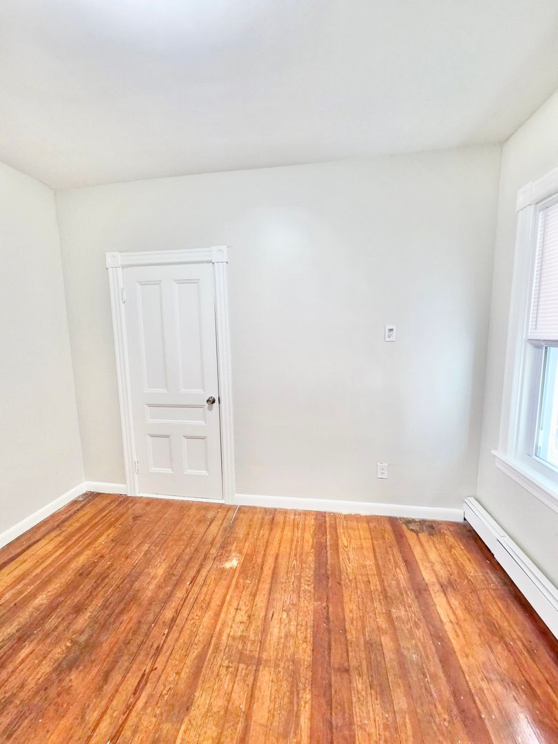 Building Photo - 53 Sisson St