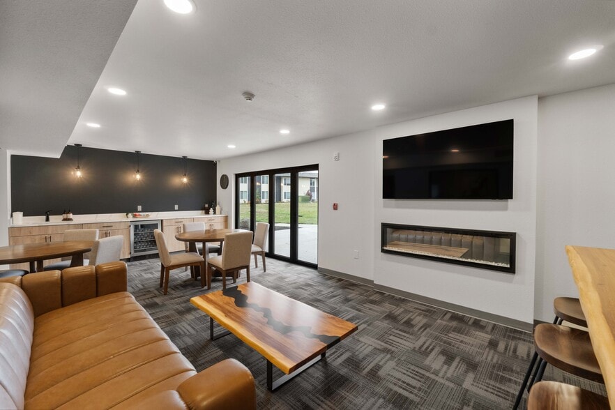 Community Room - Tanara Villa