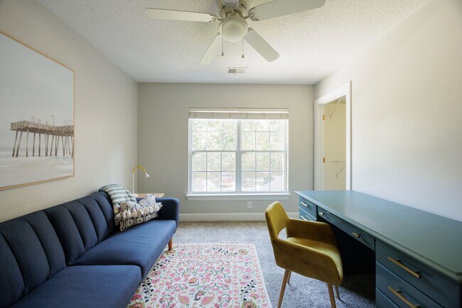 Building Photo - 3 bedroom fully furnished home, Pet Friendly Johns Island, Charleston