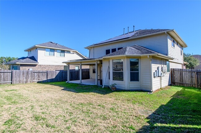 Building Photo - 15619 Mossy Park