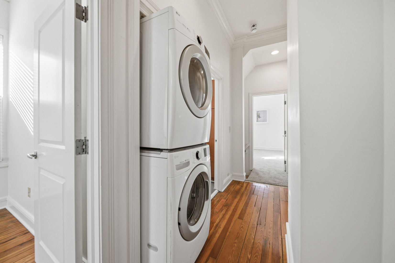 Building Photo - 1153 Jaeger St