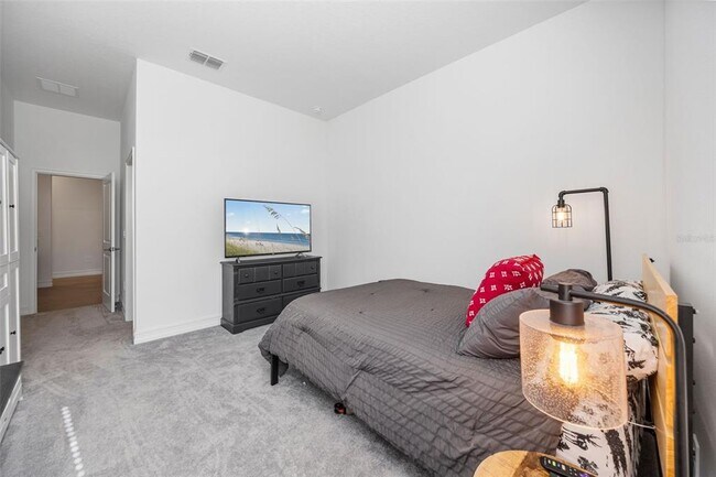 Building Photo - 6834 115th St E