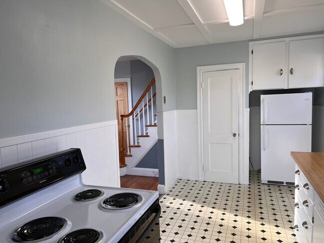 Building Photo - 271 N Washington St