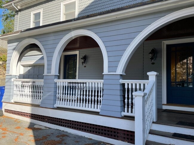 Building Photo - AVAILABLE FOR RENT!!! Well maintained 1 Be...