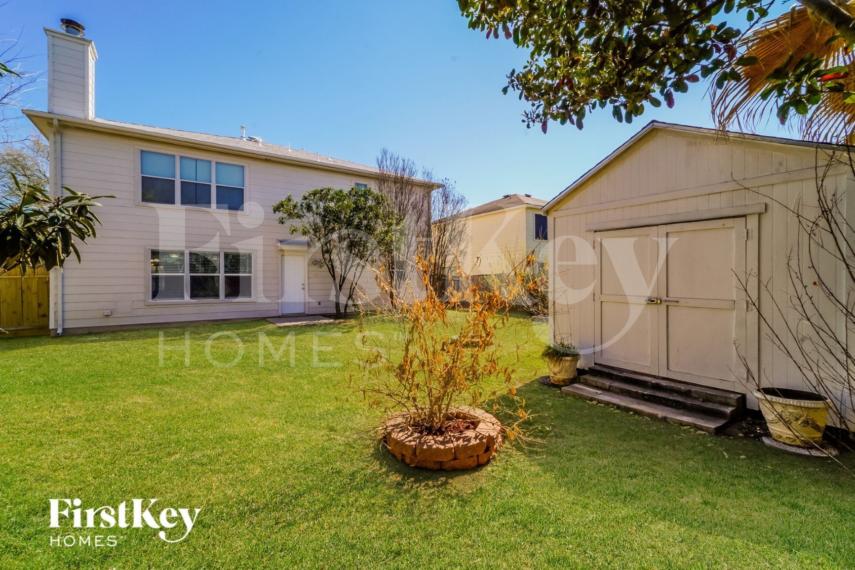 Building Photo - 15827 Brisbane Dr