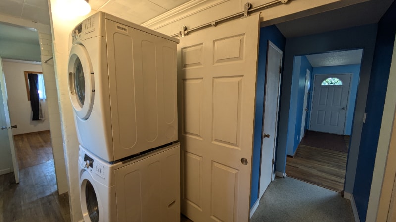 Building Photo - 808 White Ave