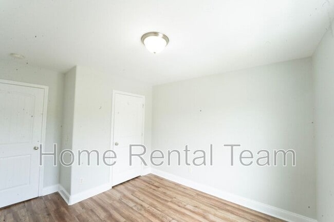 Building Photo - 573 Gov Treutlen Cir